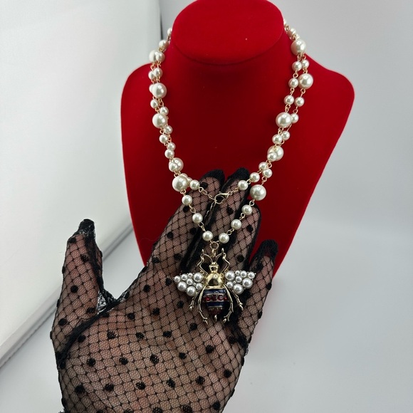 Anthropologie Pearl Bee Elegant Long Gold Necklace - Picture 12 of 12